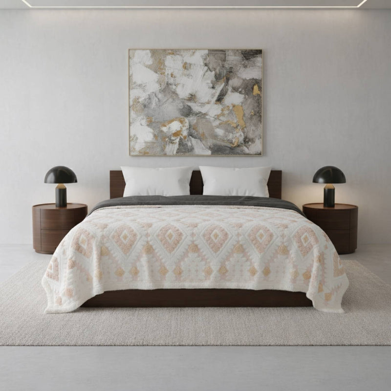 Geometric Jacquard Fleece Throw Blanket