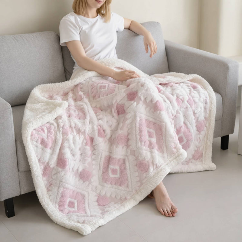 Geometric Jacquard Fleece Throw Blanket